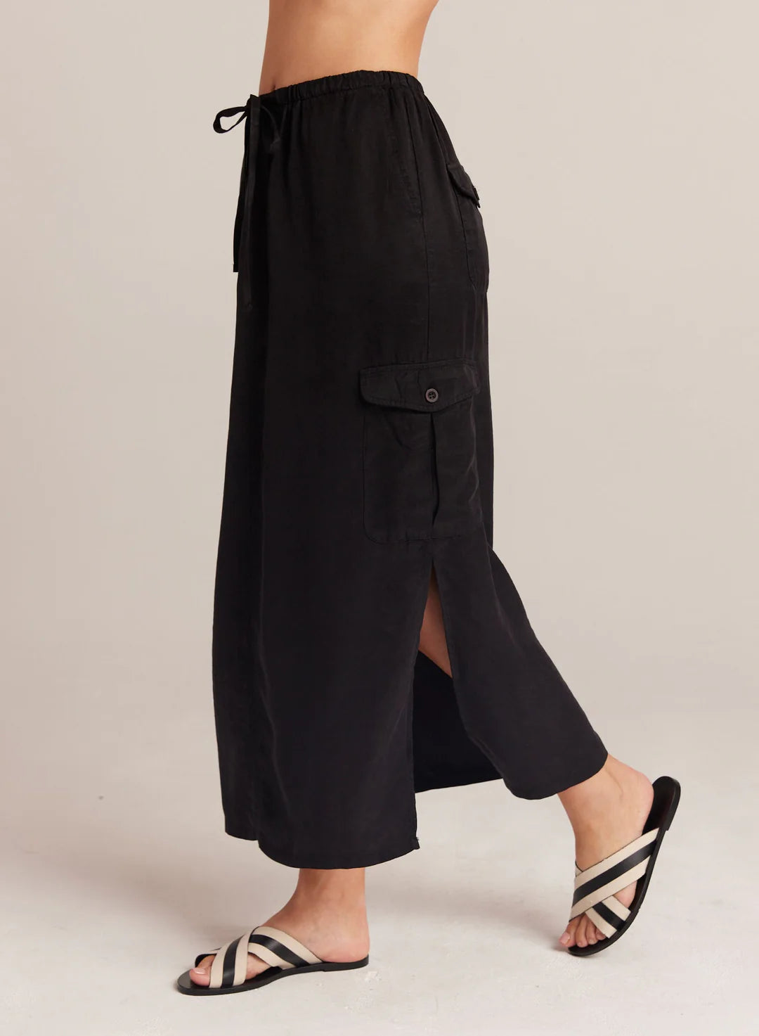 Goldie Bellow Pocket Cargo Skirt - Black