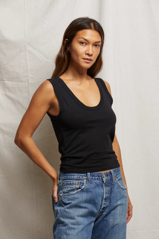 Khara Crispy Lightweight Cotton U-Neck Tank - True Black