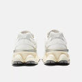 U9060ECA - Sea Salt with Concrete and Silver Metallic