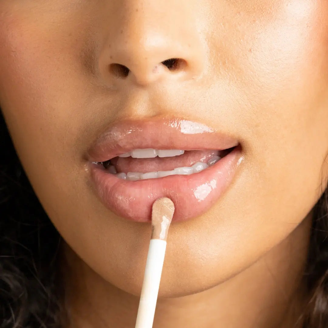 One Luxe Gloss - The Nude Slip