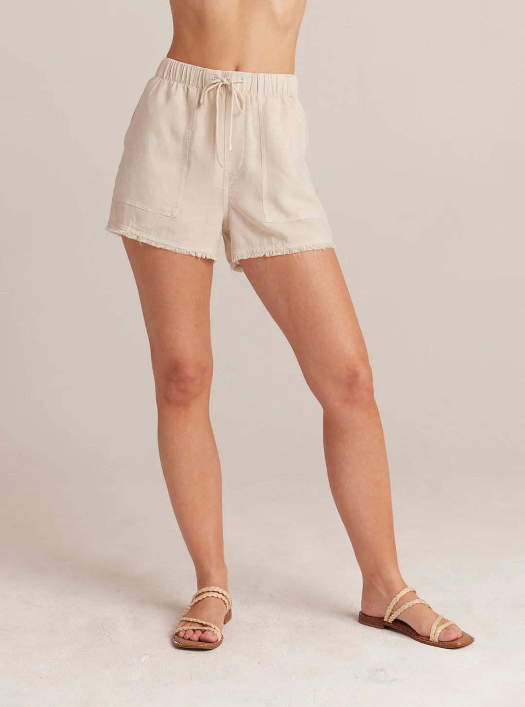 Frayed Hem Pocket Short - Cliffside
