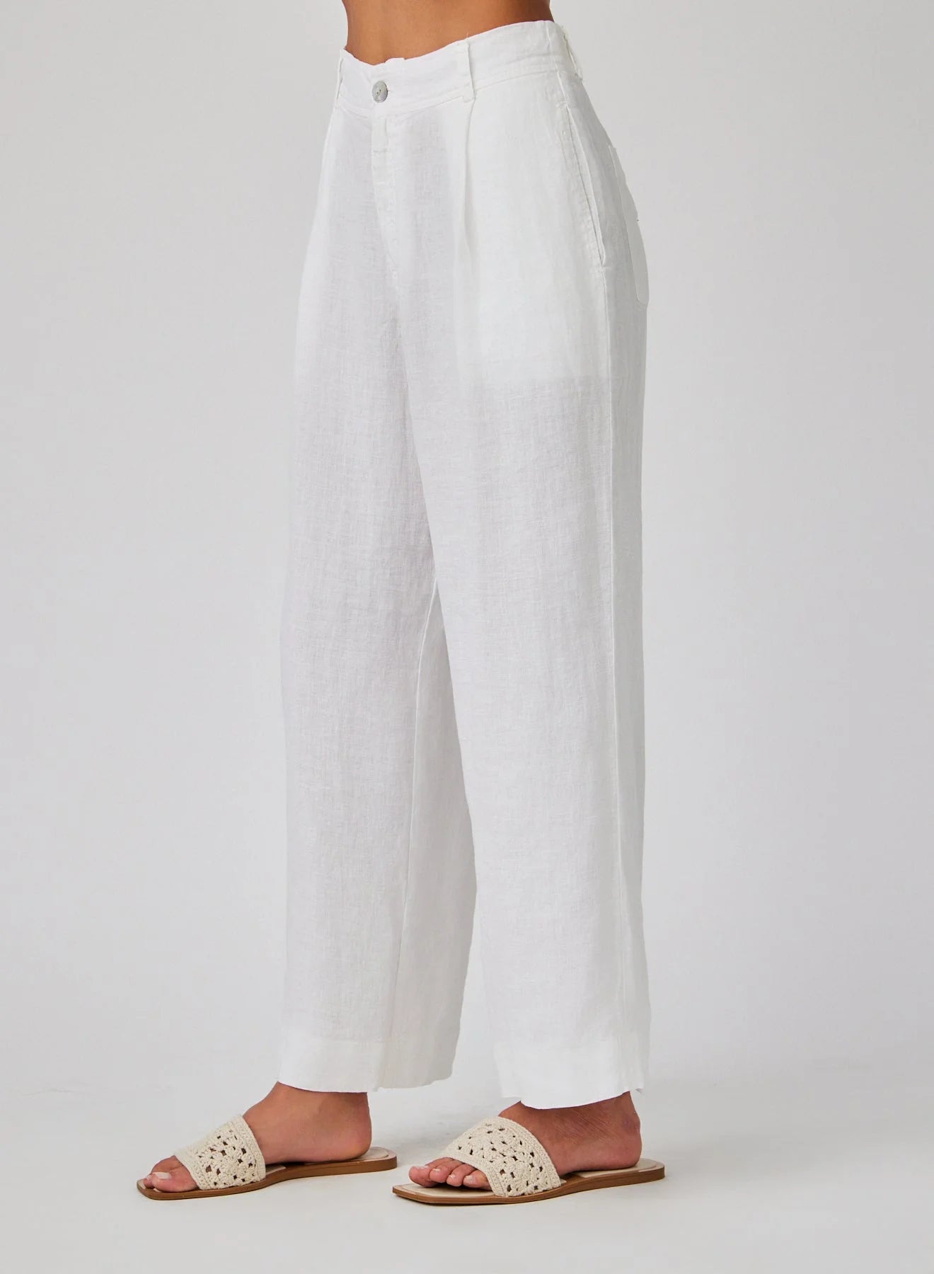 Linen Pleated Wide Leg Ankle Pant - White