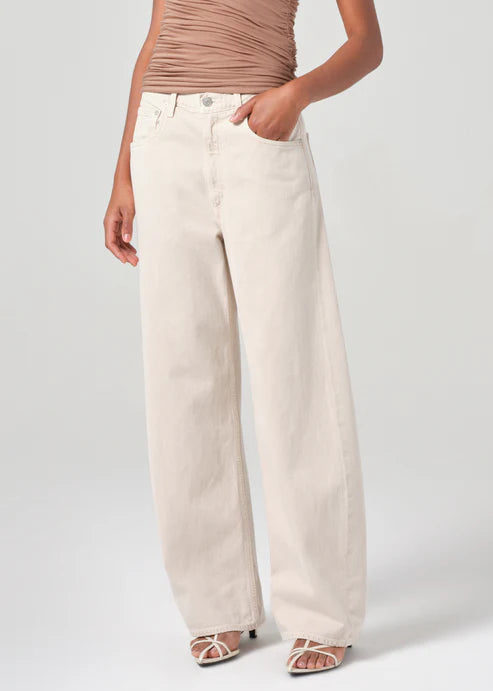 Low Curve Jean - Scone