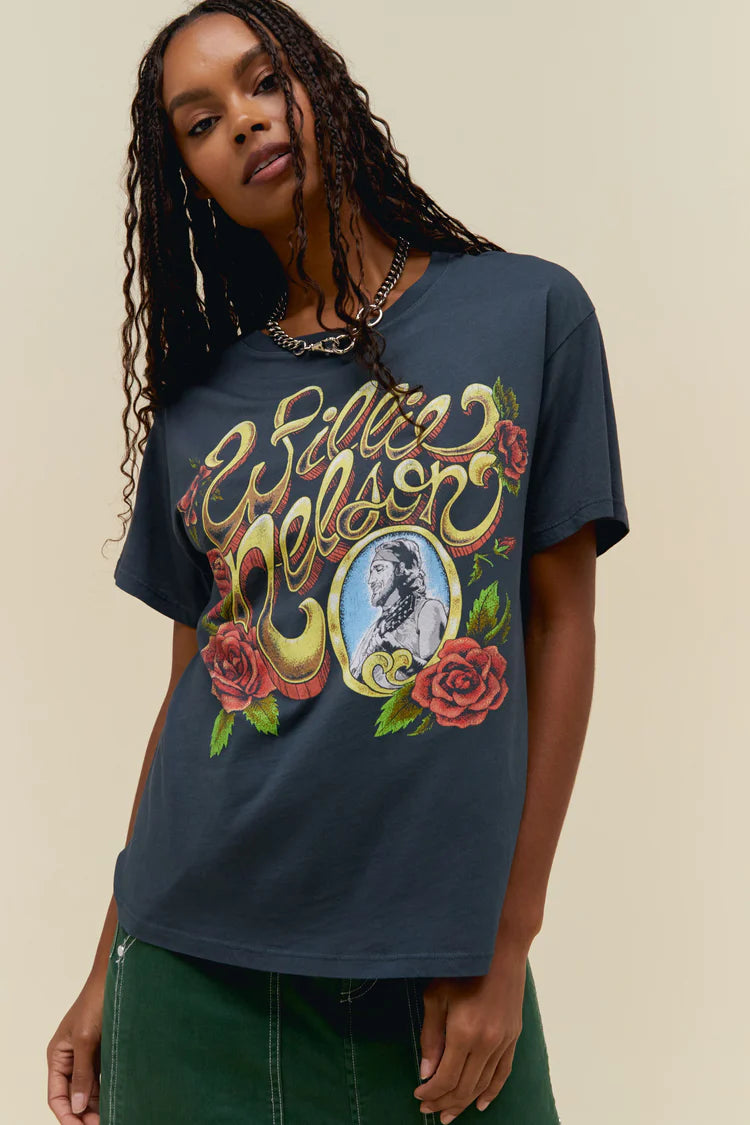 Willie Nelson Rose Frame Boyfriend Tee - Vintage Black