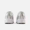 U740WM2 - White with Silver Metallic and Reflection