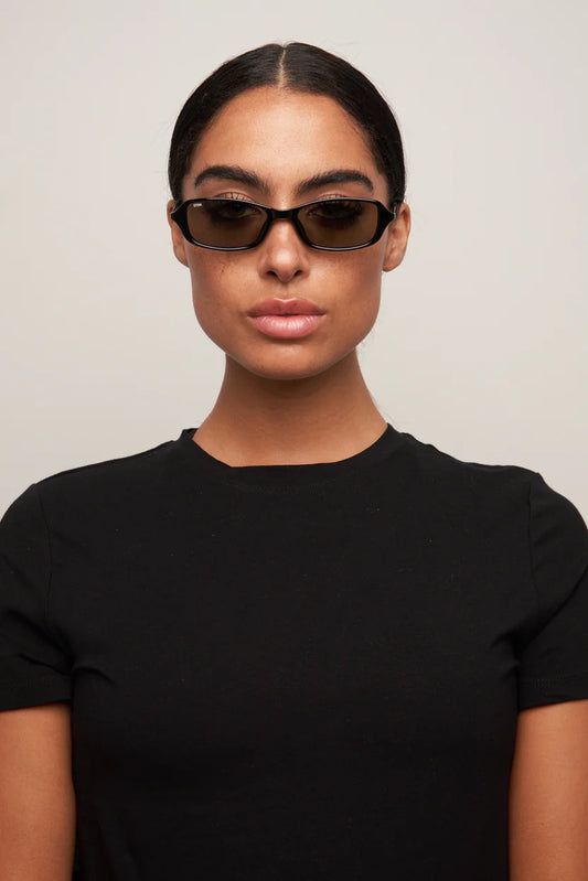 Caysee - Black