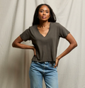 Beckett Crispy Cotton V-Neck Tee - Vintage Black