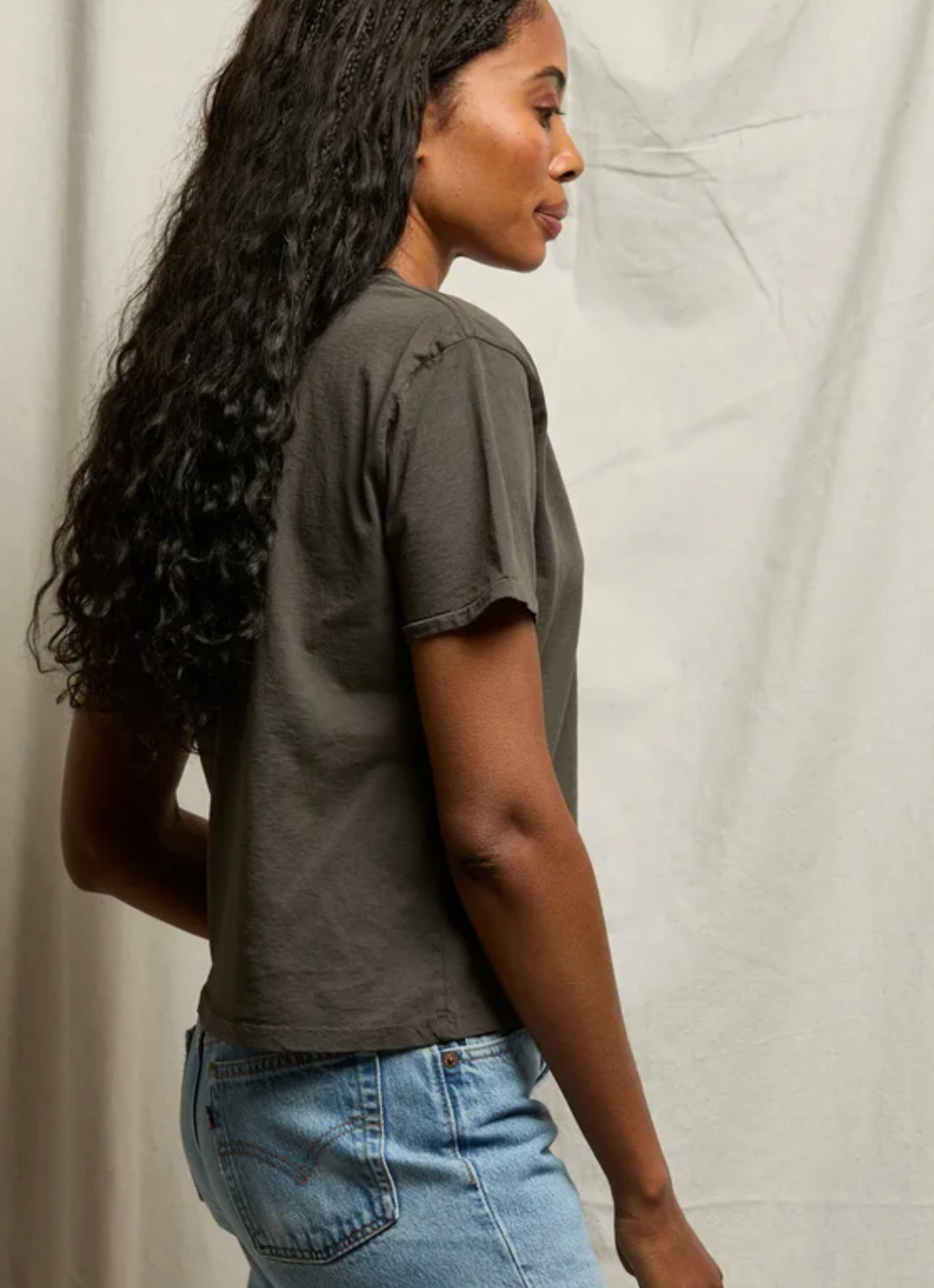 Beckett Crispy Cotton V-Neck Tee - Vintage Black