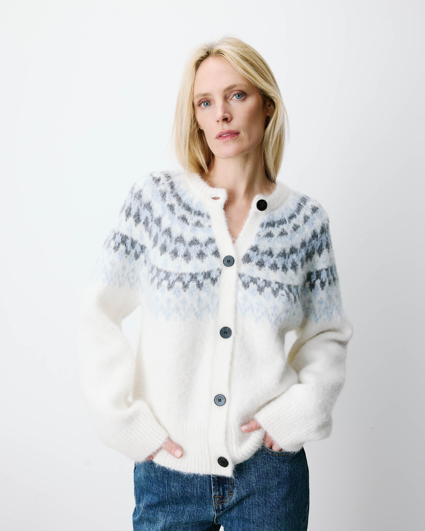 Alekio Jacquard Knit Cardigan - Ivory