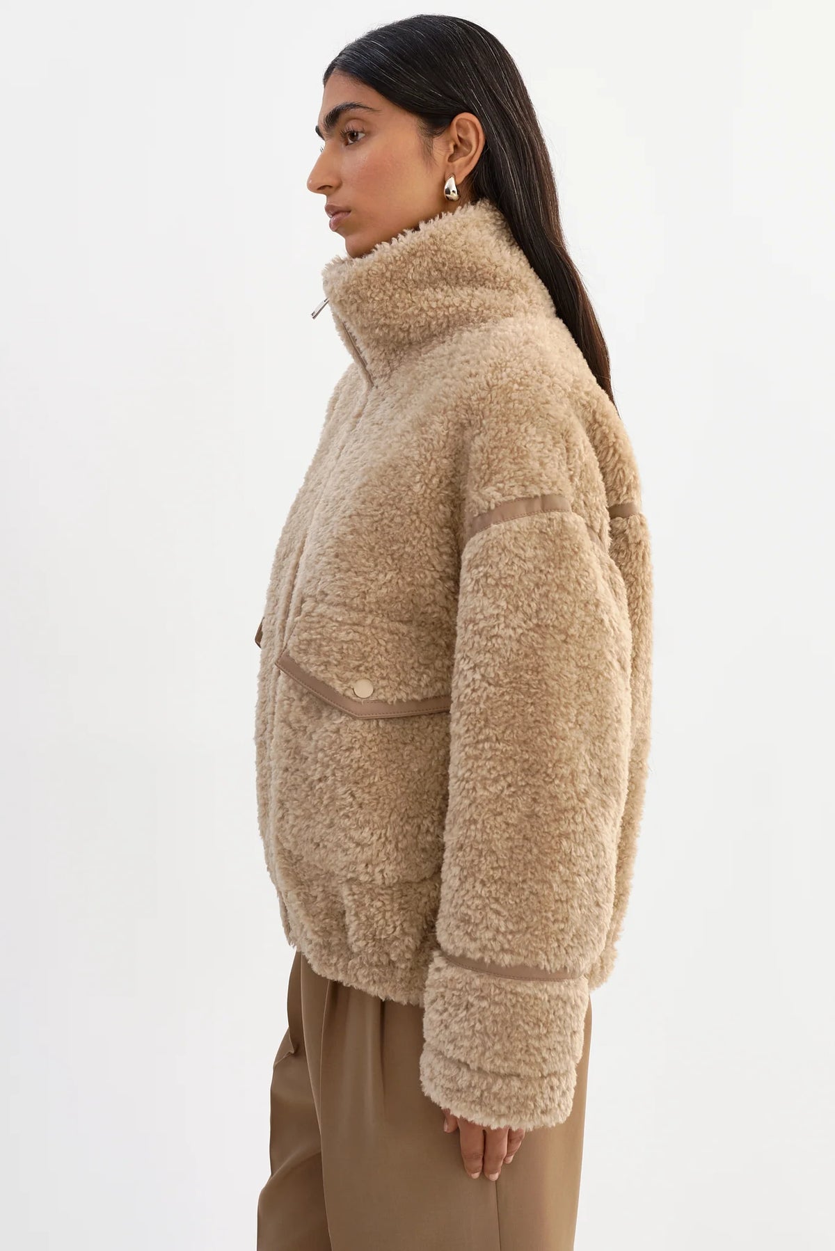Brenna Sherpa Jacket - Beige
