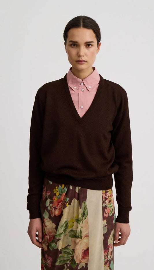 Boyfriend V-Neck Sweater - Tobacco