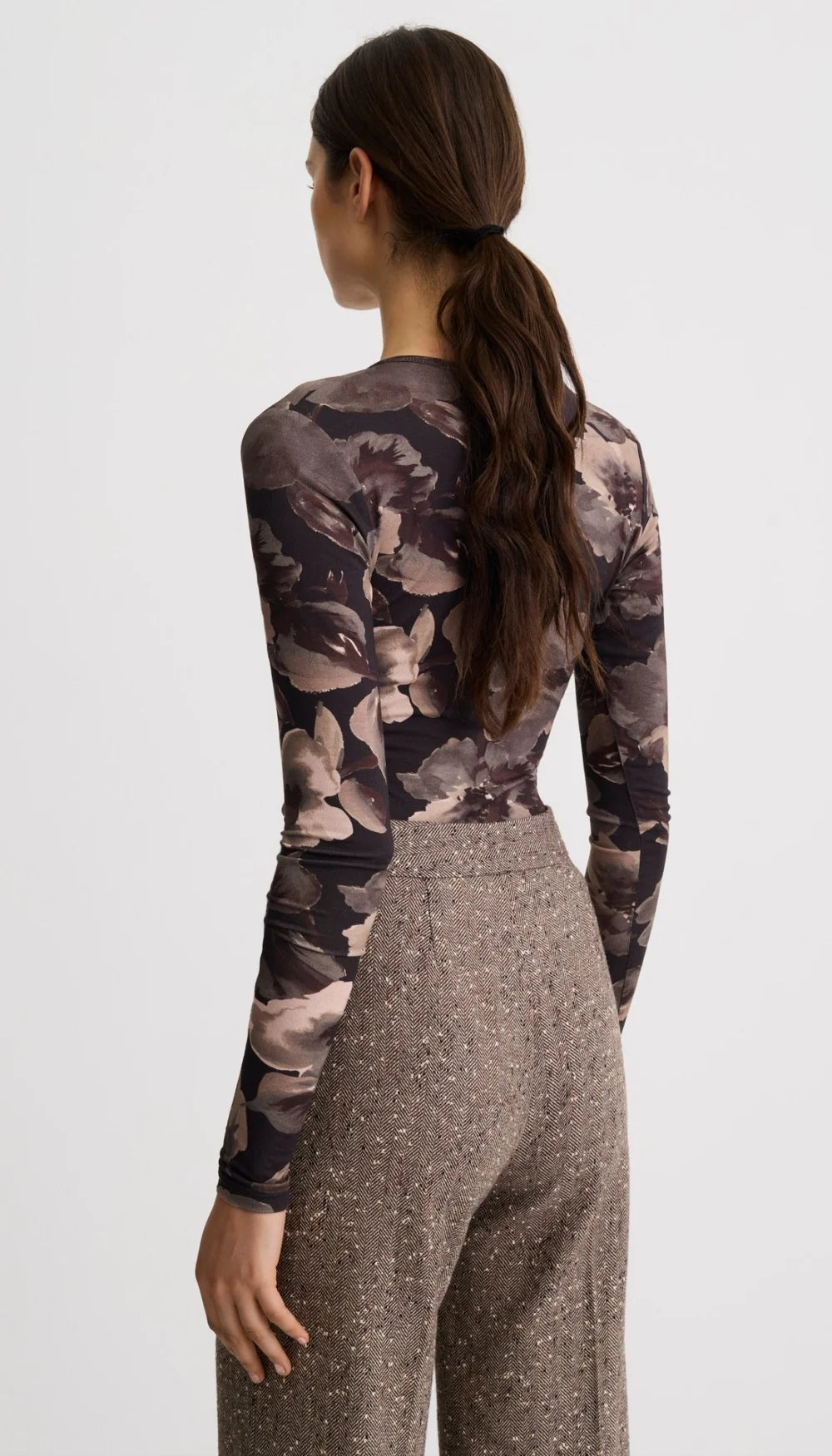Scrunch Sleeve Henley Tee - Carbon Floral