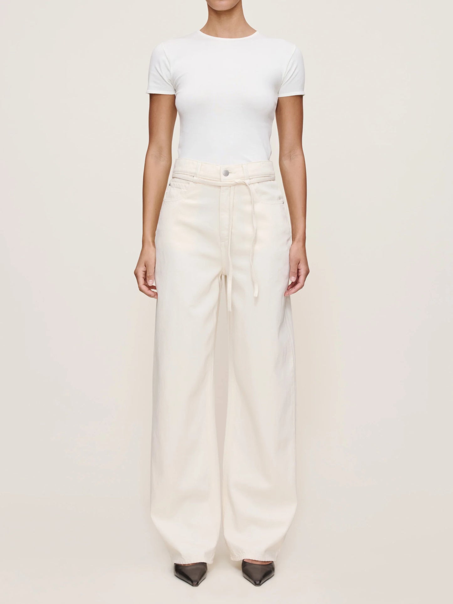 Casie Relaxed Wide Leg Mid Rise 31" Jeans - Crema