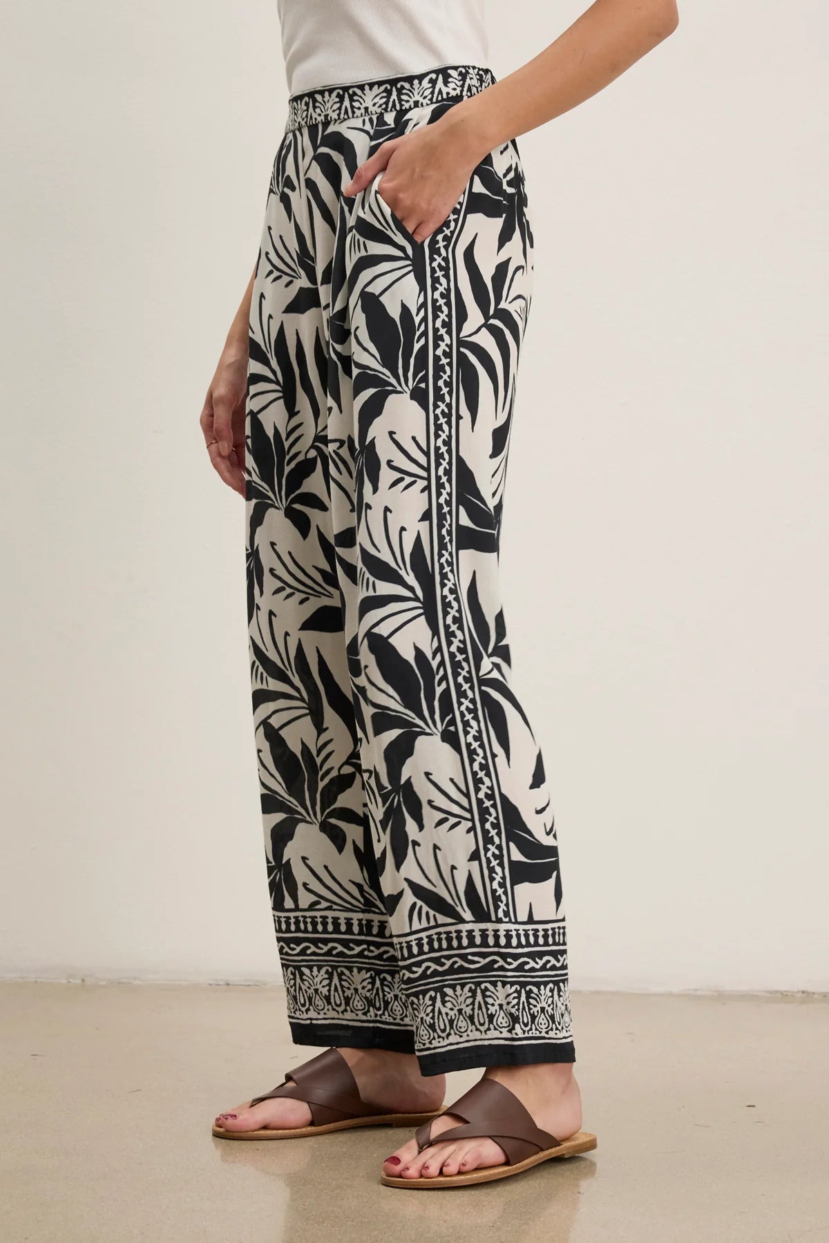 Claudia Pant - Black