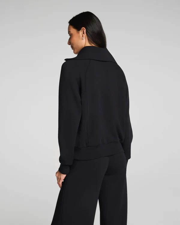 AirEssentials® Half Zip - Very Black