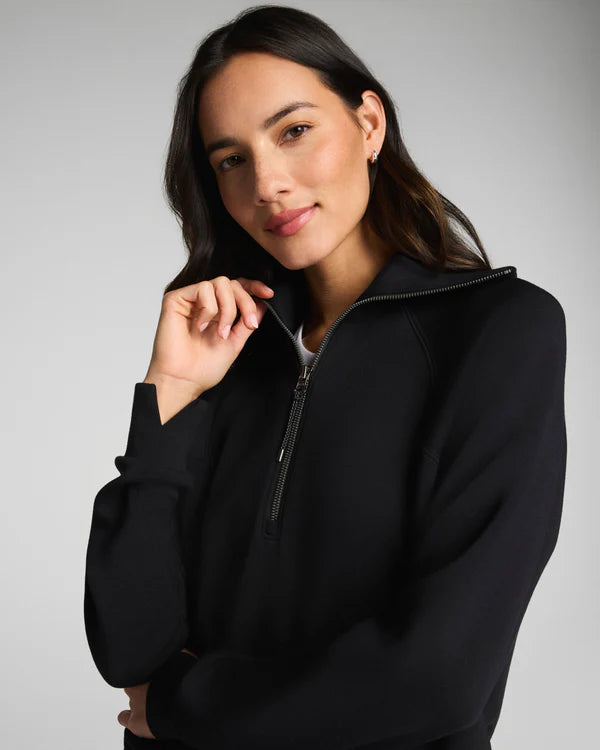 AirEssentials® Half Zip - Very Black