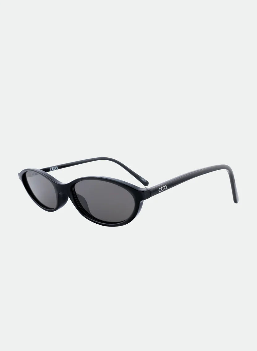 OTRA - Hazel black