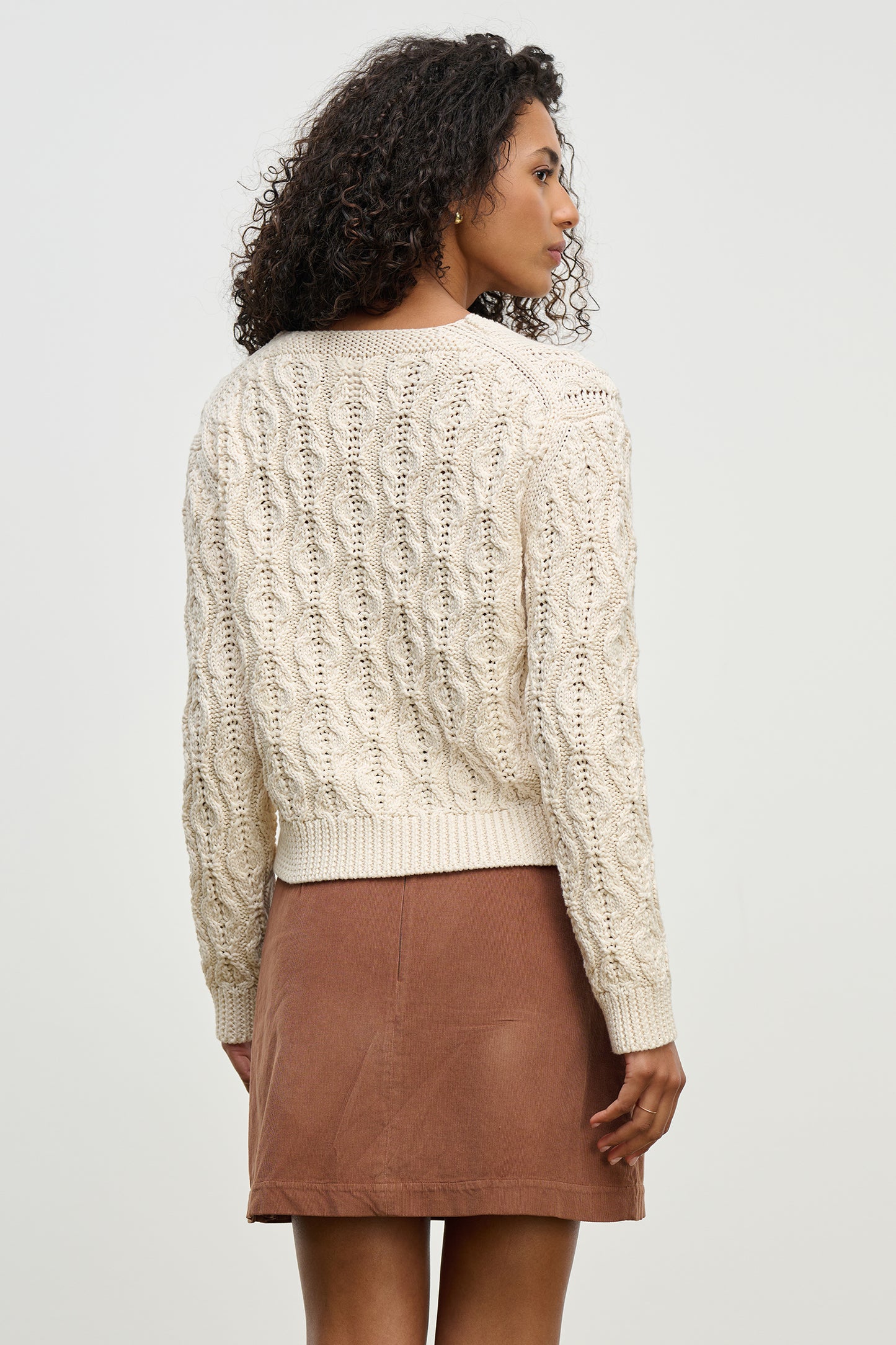 Joyce - Ivory