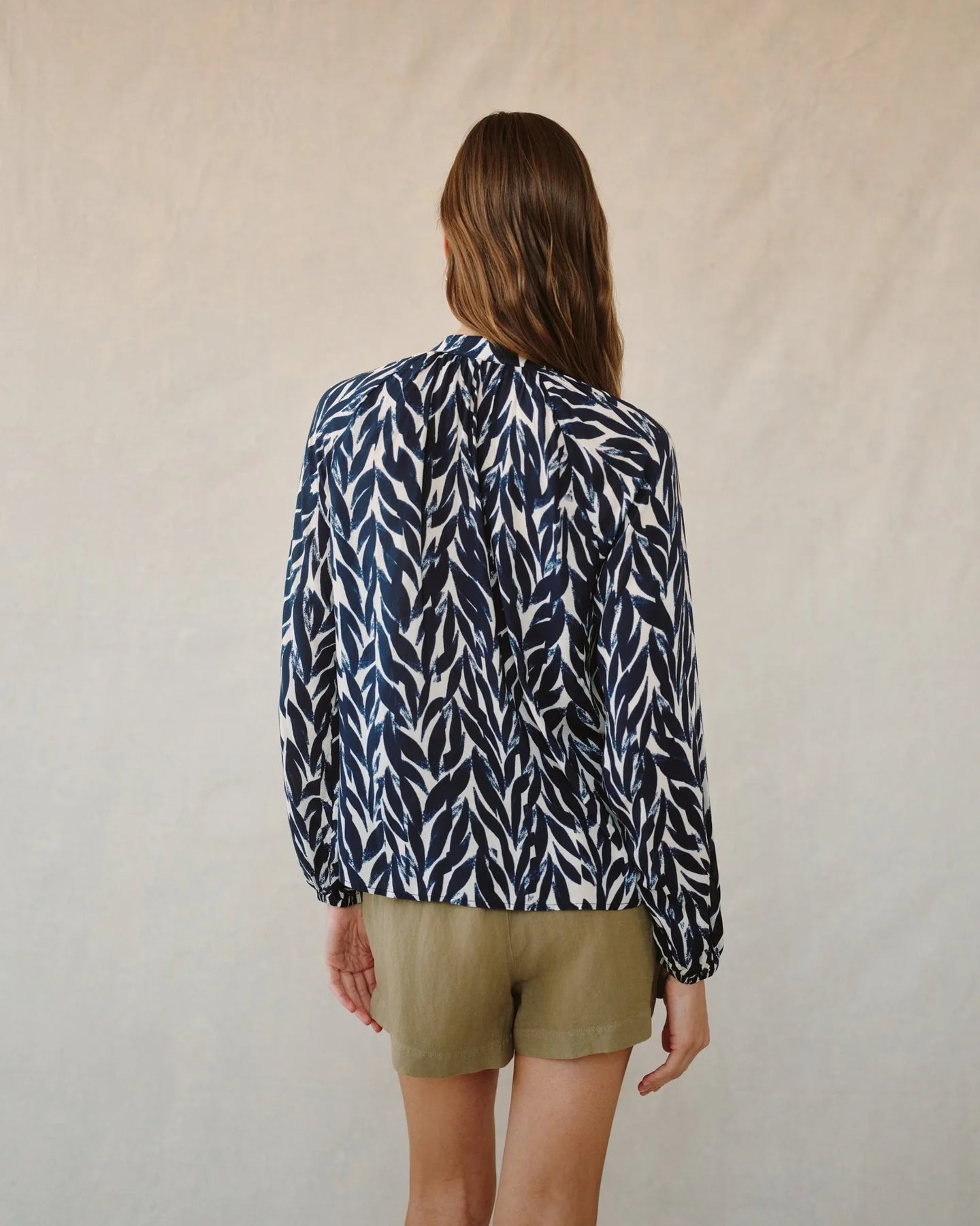 Long Sleeve Shirred Raglan Shirt - Navy Leaves Print