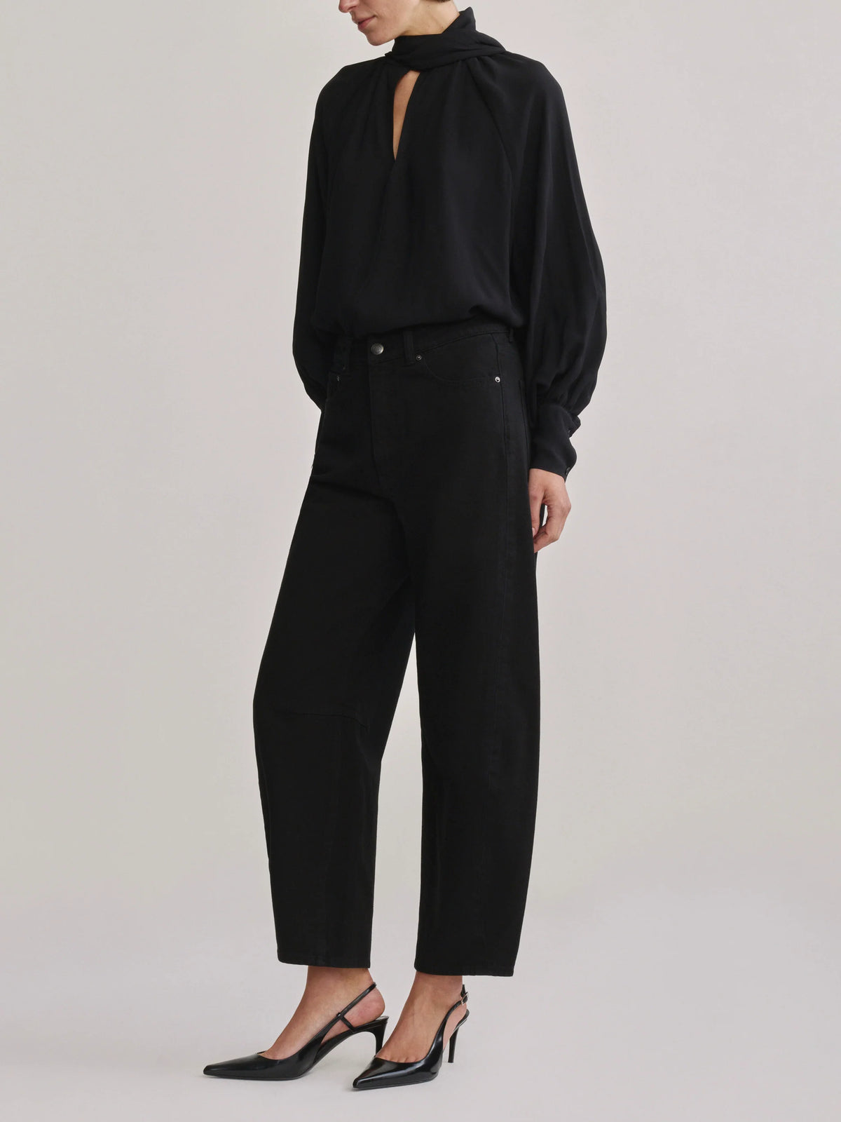 Miro Barrel High-Rise 28" Jeans - Black