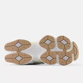 U9060AUC - Garter Snake with Pearl Grey