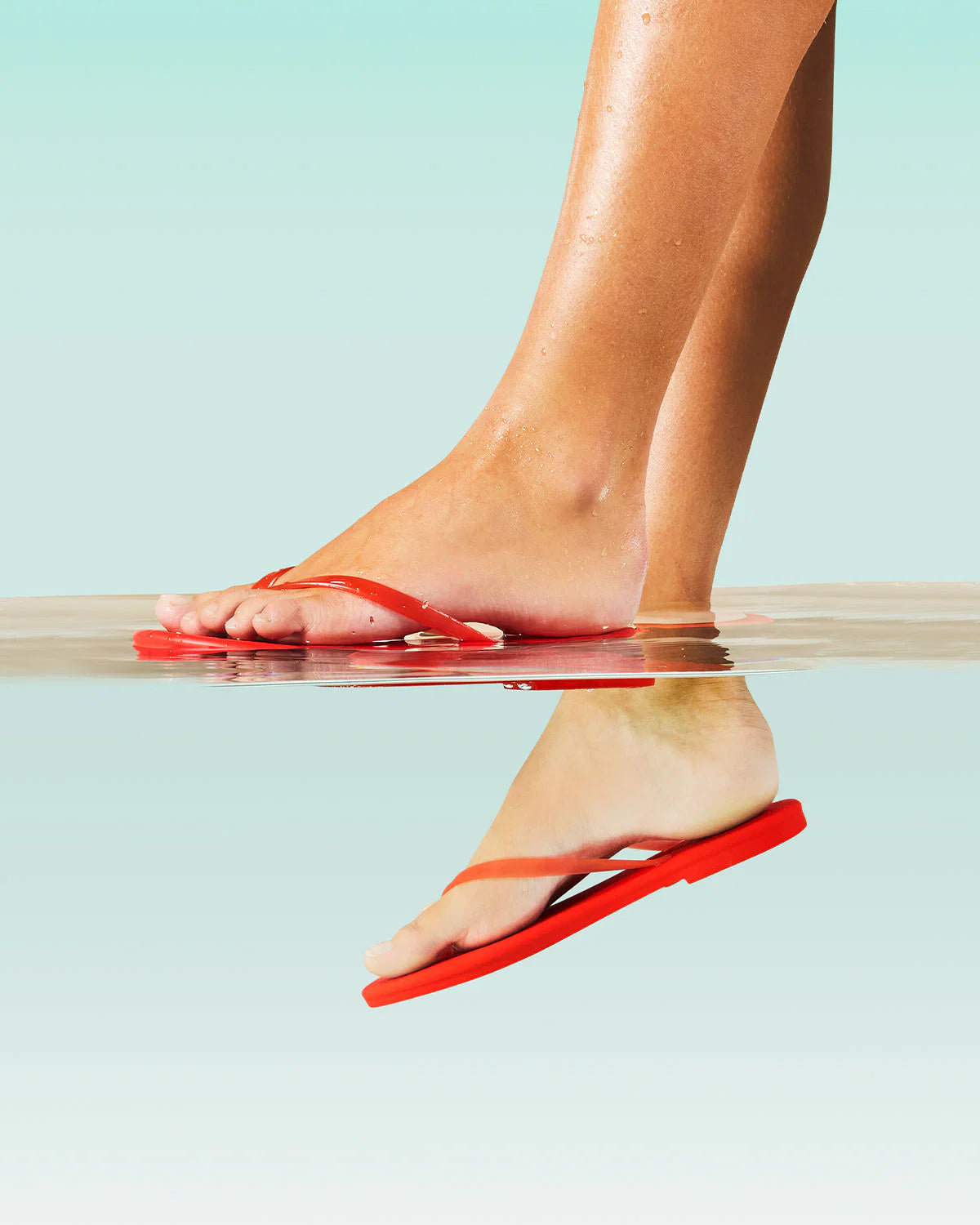 Aqua Flip Flops - Sol Red
