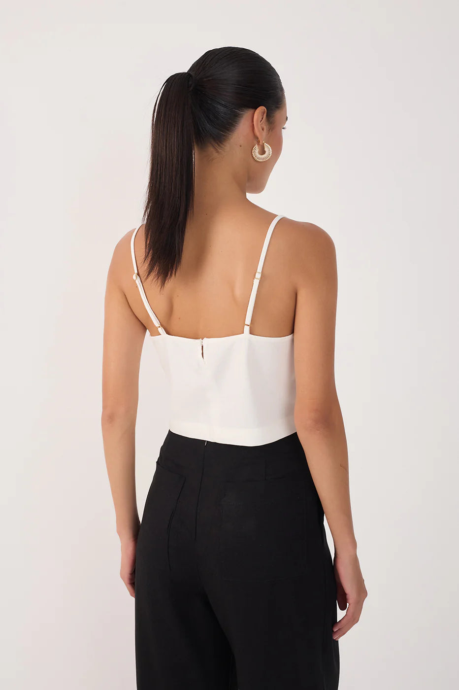 Front Knot Sleeveless Blouse - Off White