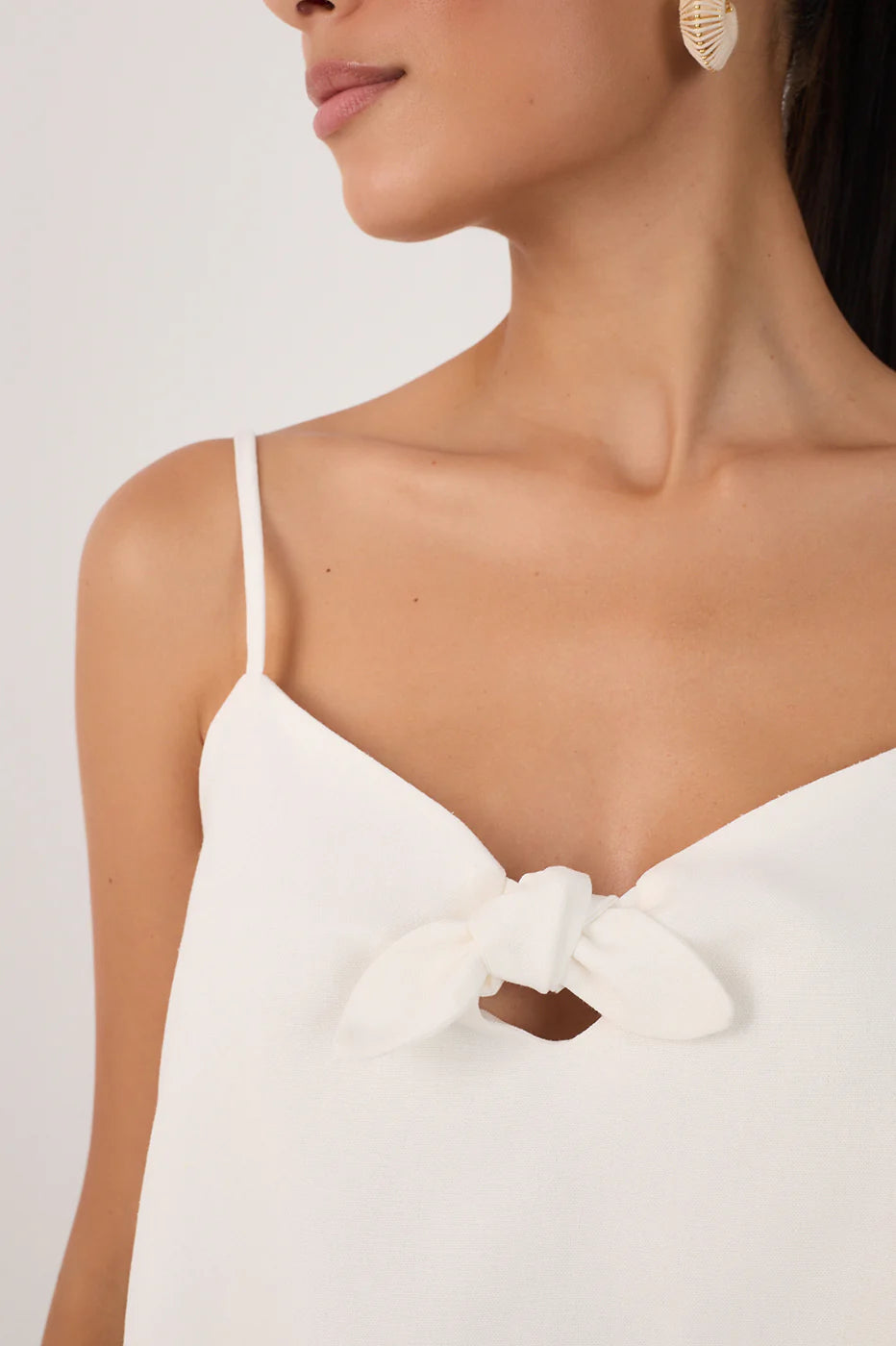 Front Knot Sleeveless Blouse - Off White
