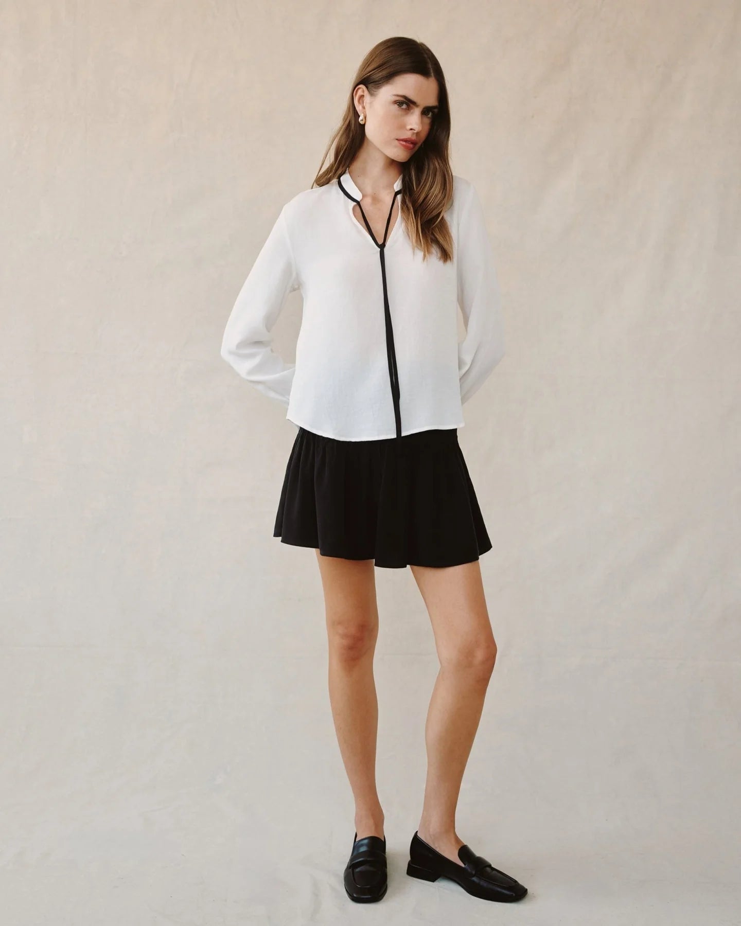 Contrast Trim Long Sleeve Pullover - Off White