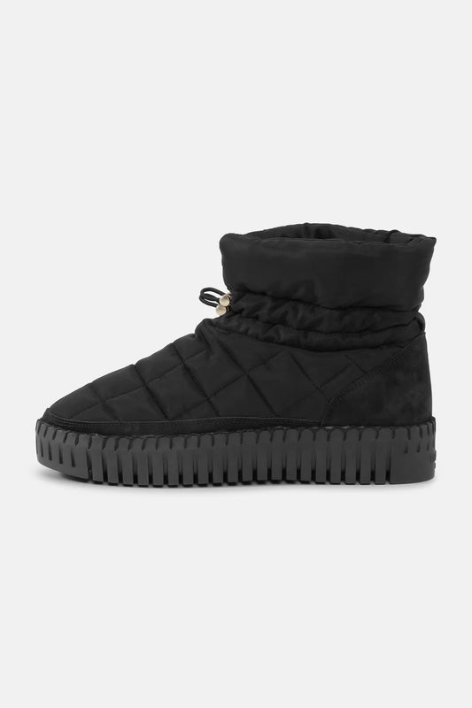 Tulip Padded Winter Boot - Black
