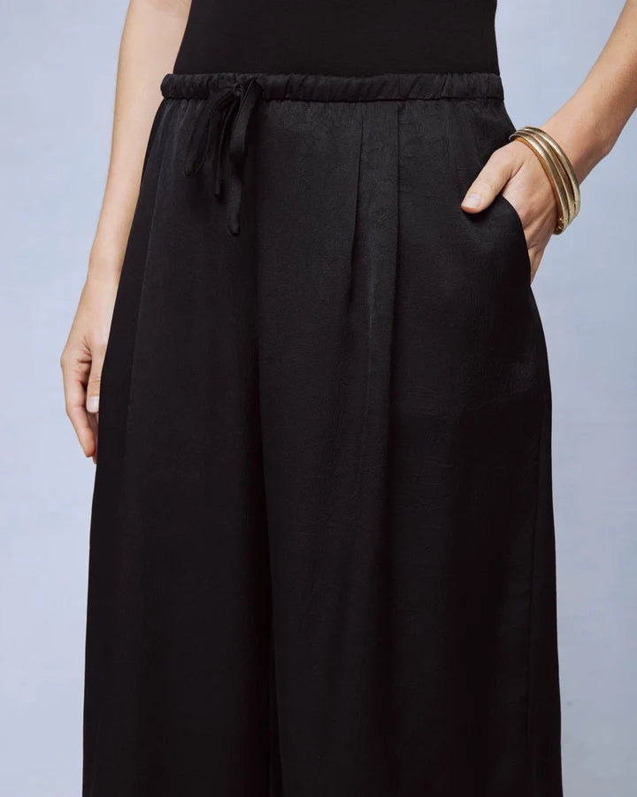 Valerie Pleated Pant - Black