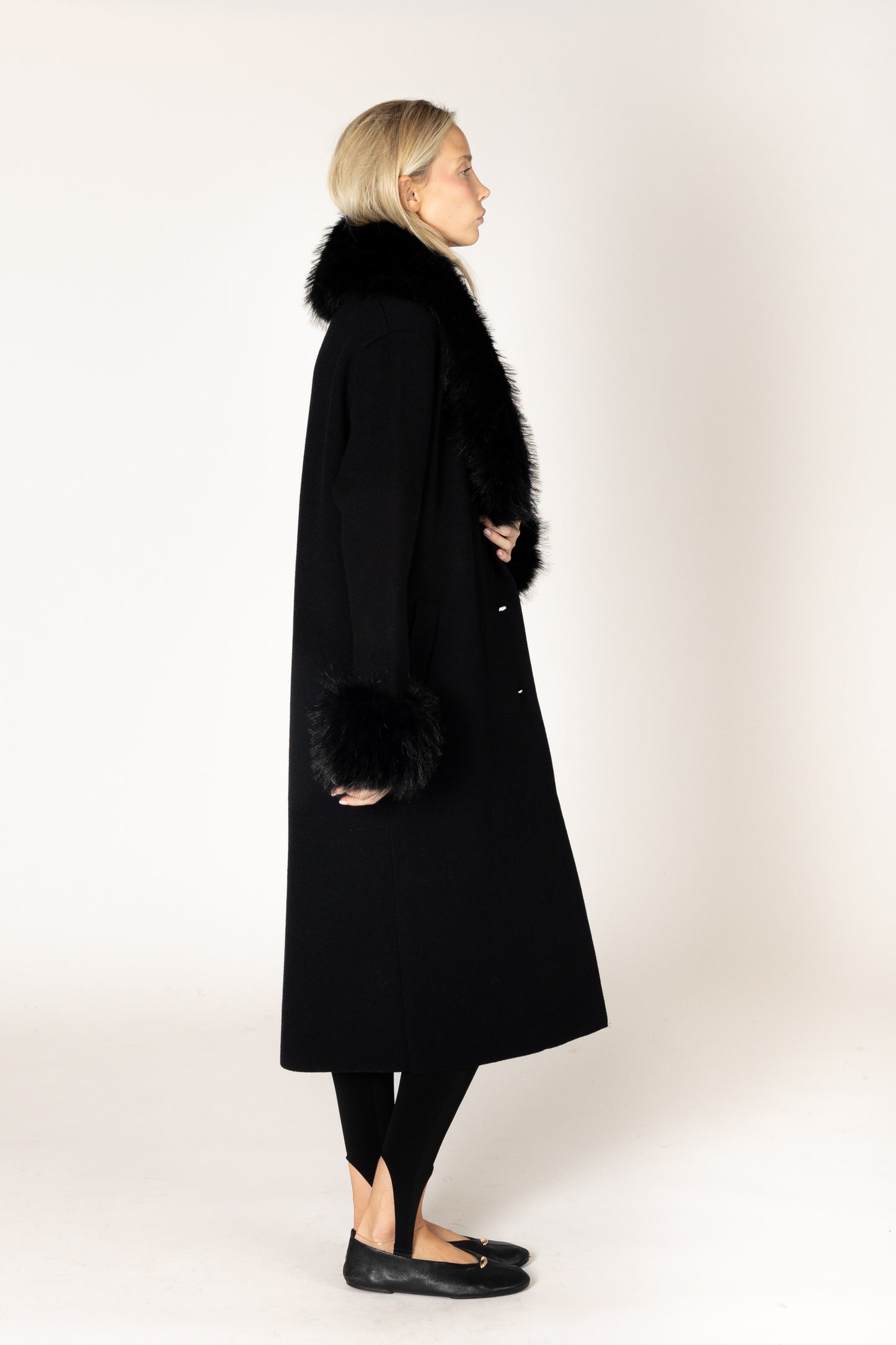 Vicki Essentials Fur Coat - Black