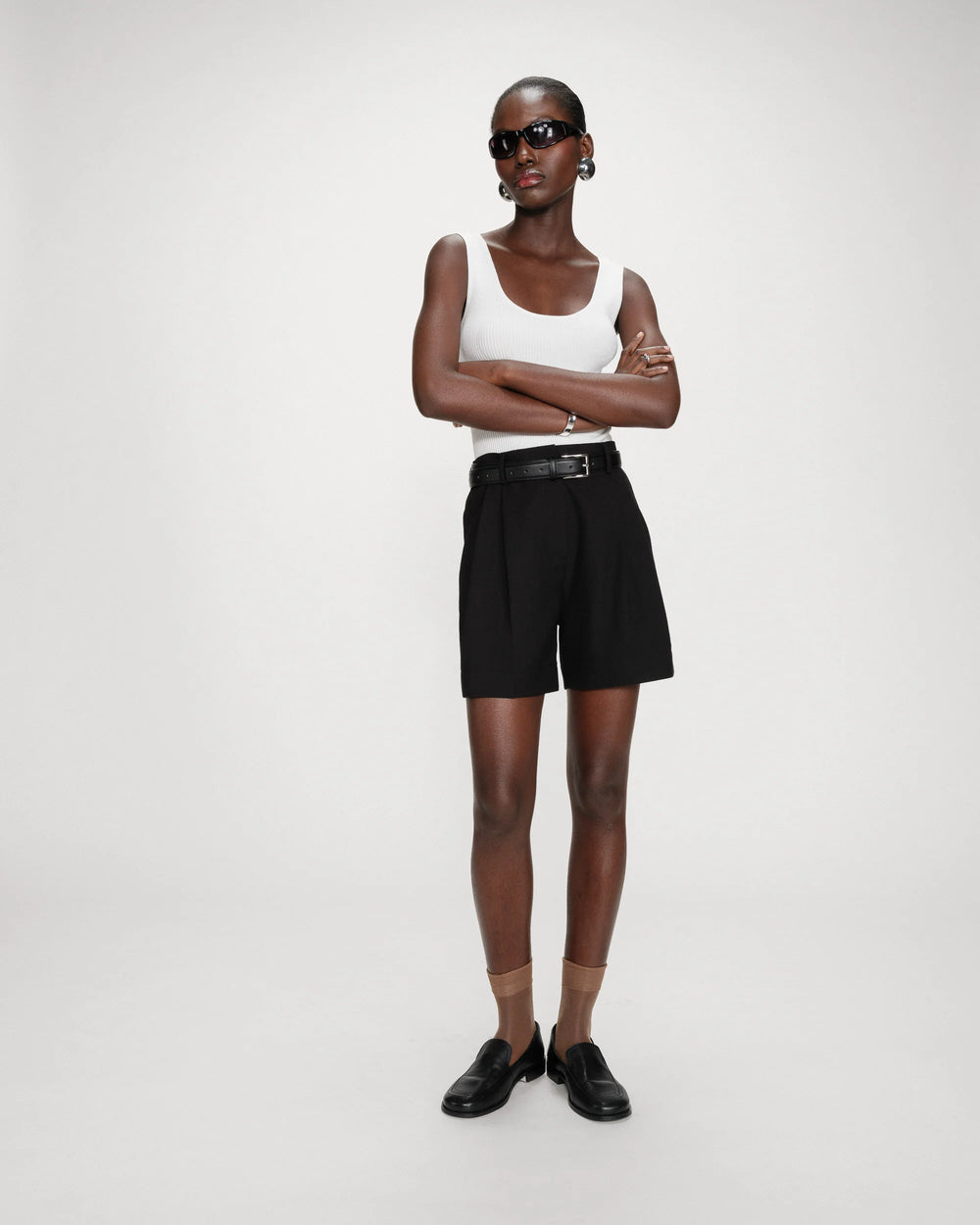 Vite Pleated Straight Shorts - Noir