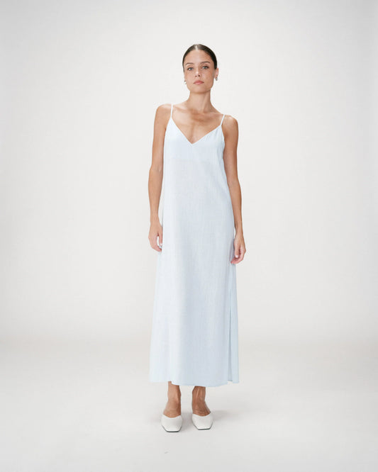 Wendra Long Linen Dress with V-Neck and Tied Open Back - Ciel